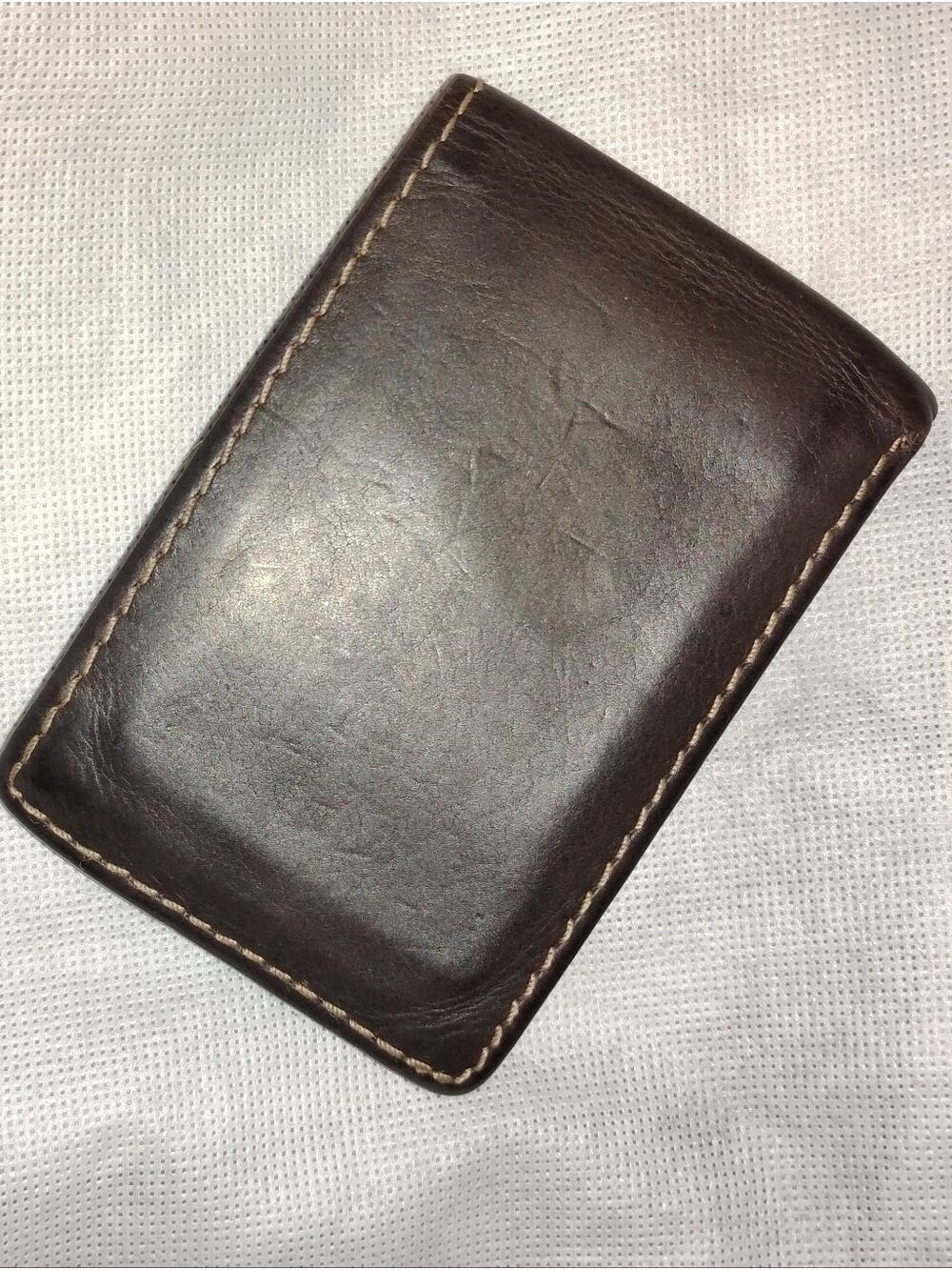 Kenneth Cole Reaction Brown Leather Bifold Wallet.